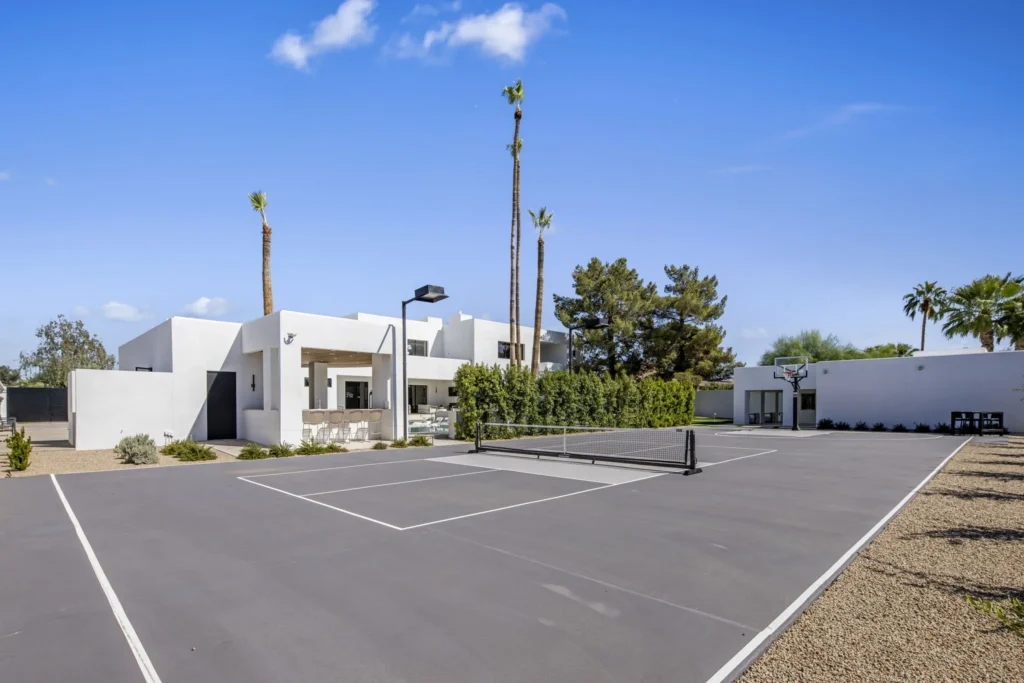 Pickleball court